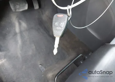 2013 Jeep Patriot Latitude из США, поврежденный, VIN 1C4NJPFB3DD232028